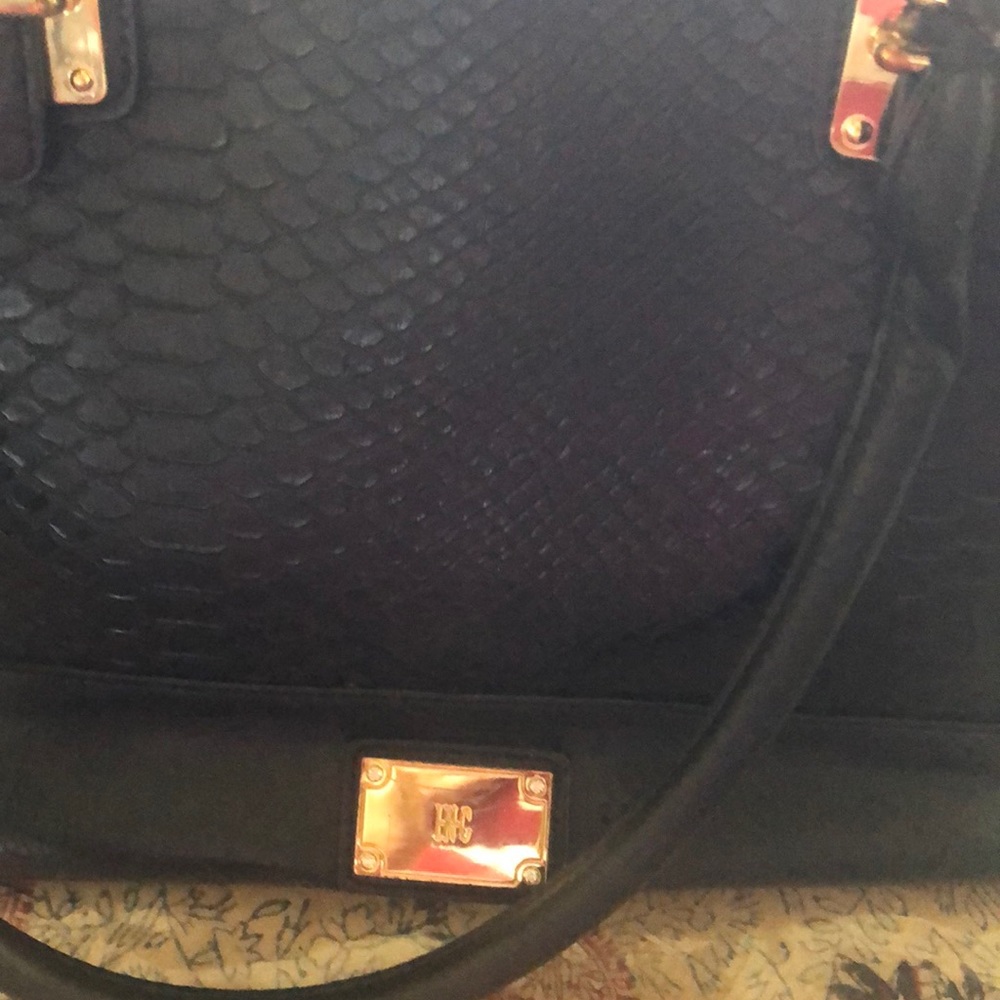 Inc great condition bag - Picture 2 of 8